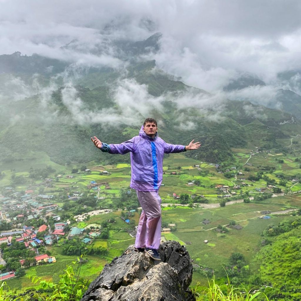 Ha Giang Loop Weather - sương mờ